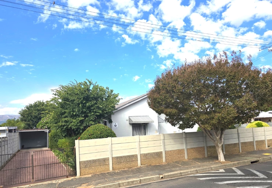 2 Bedroom Property for Sale in Paarl North Western Cape